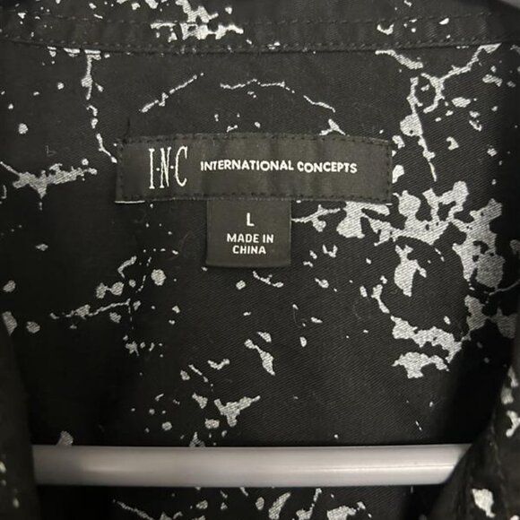 INC Snap Button Marble Short Sleeve Collared Shirt - Picture 4 of 4